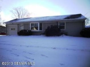 921 11th Ave NE, Rochester, MN 55906