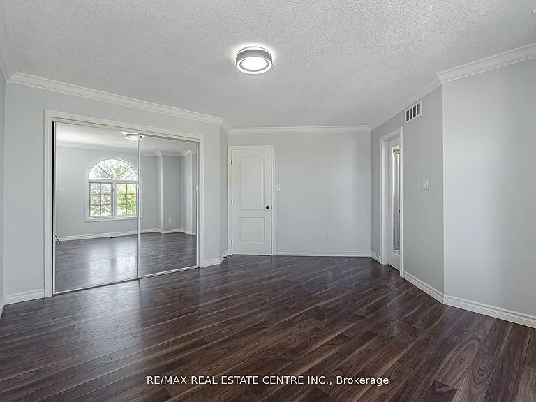 63 Pinewoods Dr — Photo 15