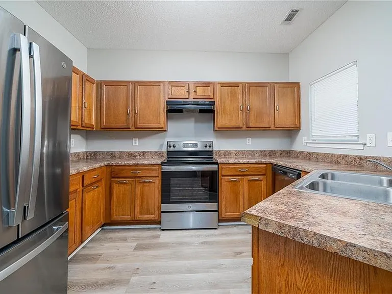7683 Creekside Ln — Photo 7
