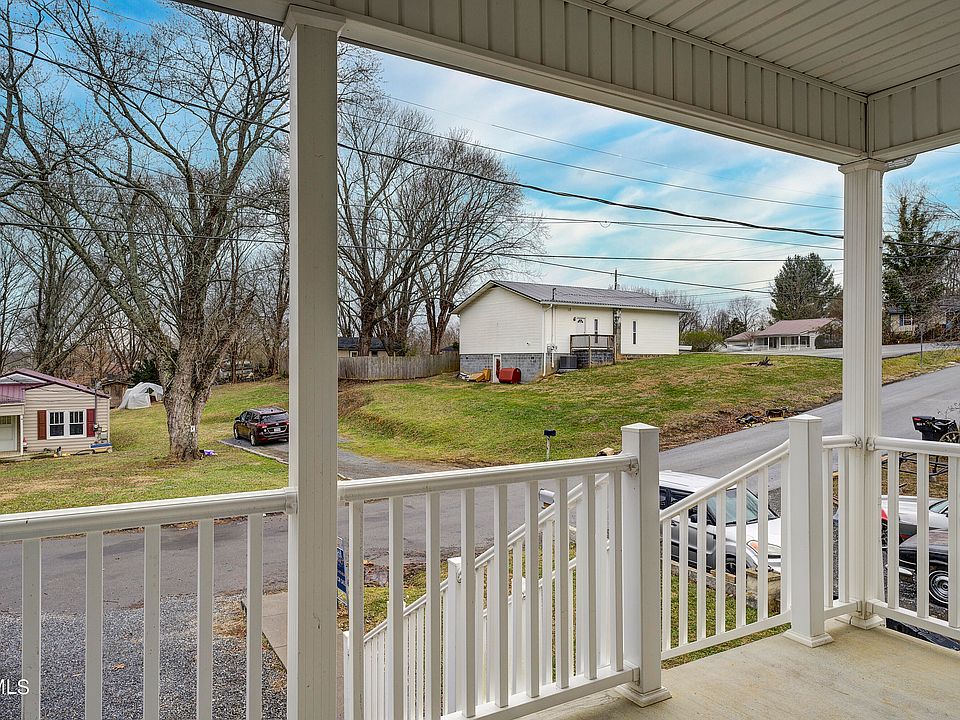 1707 Ave, Bristol, TN 37620 Zillow