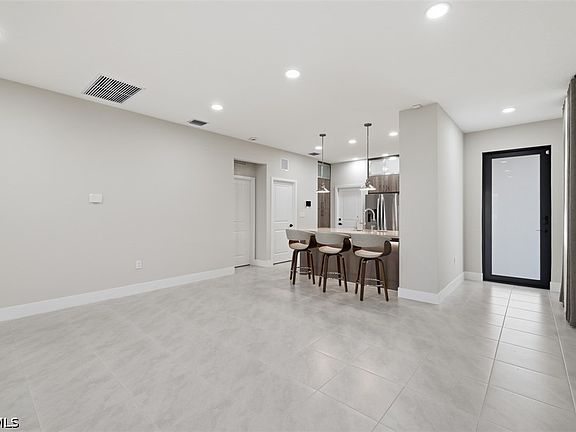 2nd image of 5069 Penella Ave