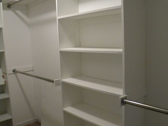 4th image of 14635 Raven Ct