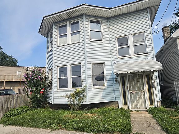 2nd image of 636 Spencer St