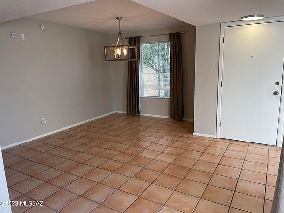 4th image of 2031 N Camino Alicante
