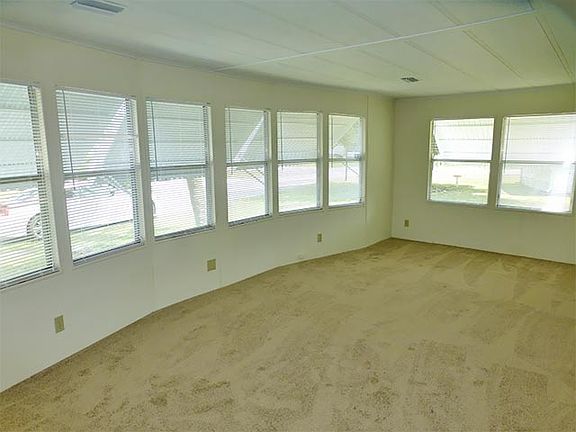 3rd image of 388 Monterey Dr