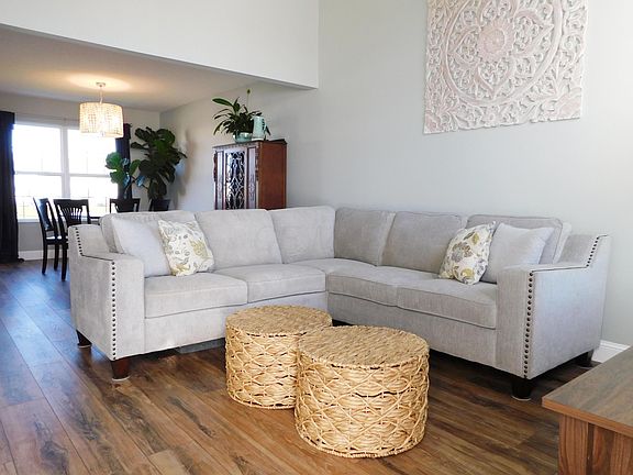 3rd image of 5800 Aristides Way