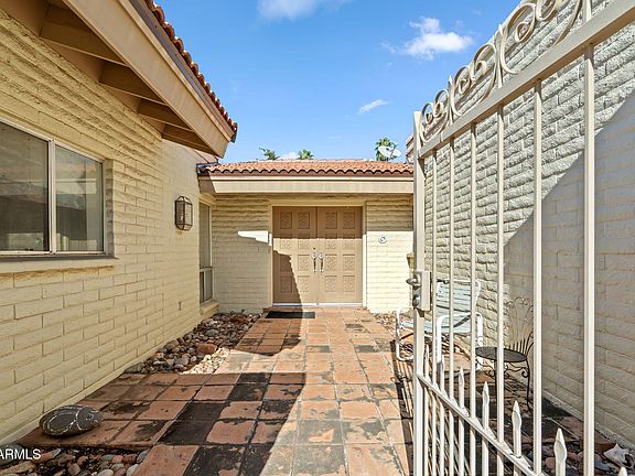 3rd image of 114 E SAN MIGUEL Avenue