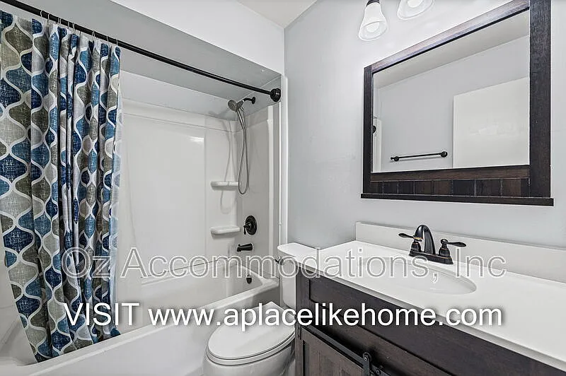 3 bed, 1.0 bath, 925 sqft, $1,095 — Photo 4