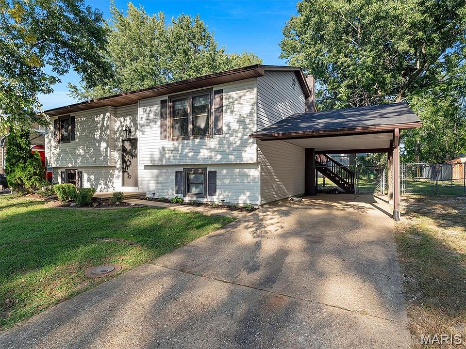 1st image of 602 Bon Oaks Dr