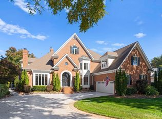 18714 Peninsula Cove Ln, Cornelius, NC 28031