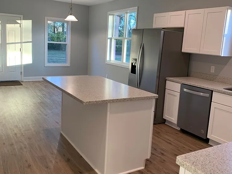 213 Quaker Rd — Photo 11