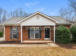 507 Meadowbrook Dr, Matthews, NC 28104