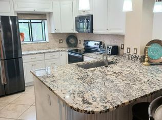 1537 Oyster Catcher Pt, Naples, FL 34105