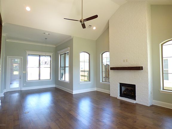 3rd image of 505 Cedar Lake Dr