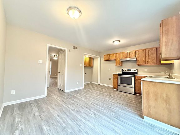 2nd image of 8700 White Rock Ln APT 2