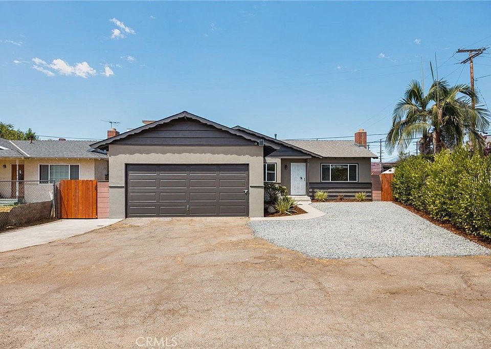 1st image of 11637 Ranchito St