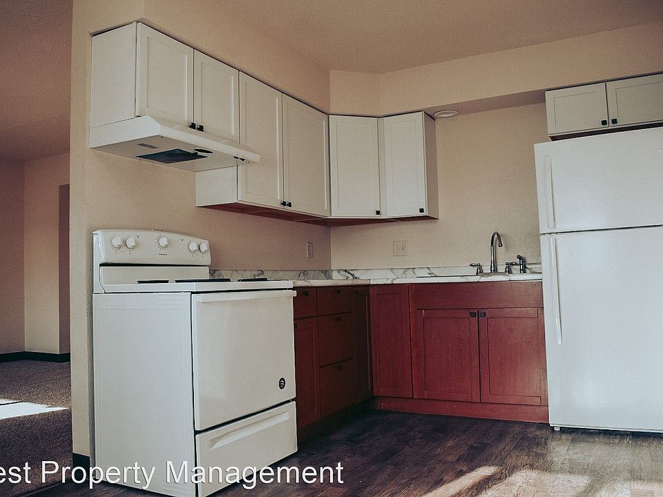 1st image of 305 Betsy Ross Pl APT 6