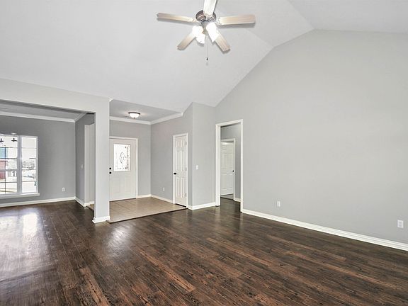 5th image of 2603 SW Lancastor St