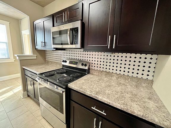 4th image of 2243 Jones St #2243306