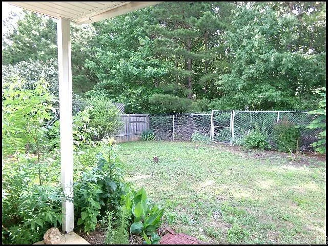 9112 Pleasant Valley Dr — Photo 22