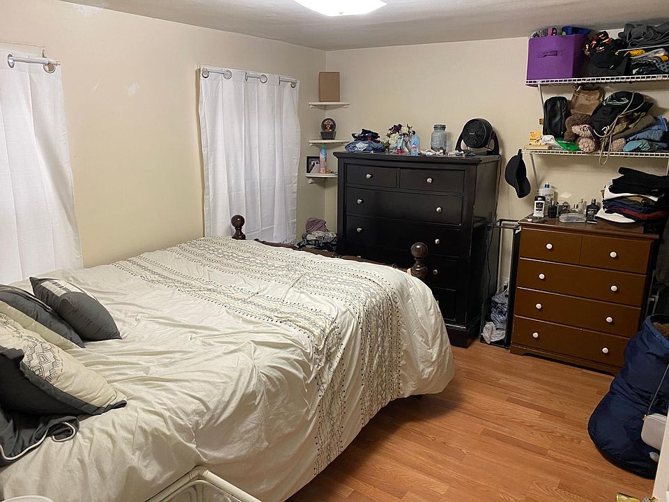 2nd image of 312 N 39th St #5