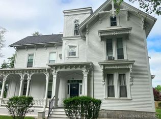 231 N Main St, Ansonia, CT 06401