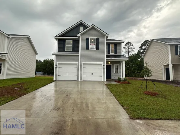 204 Juniper Dr, Hinesville, GA 31313