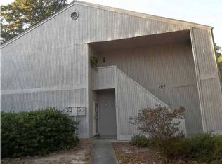 101 Greencastle Dr, Goose Creek, SC 29445