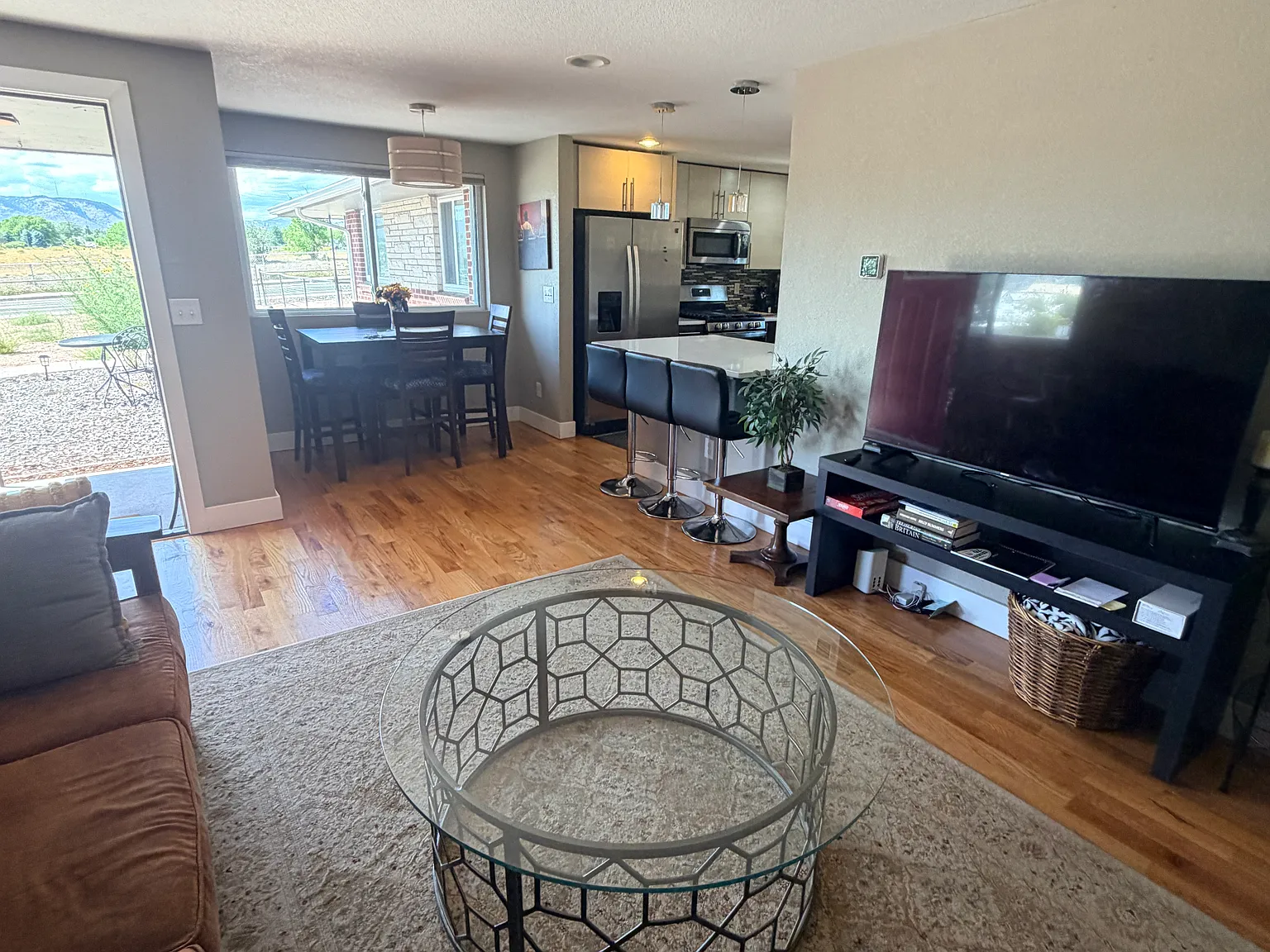 West Oak Triplex — Photo 4