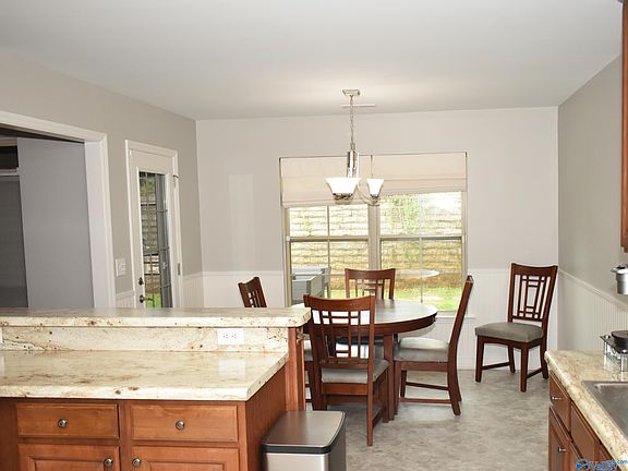4th image of 142 Fields Pond Dr