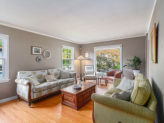 5th image of 1617 Gorham Dr SE