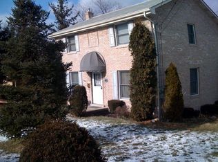 249 Crestvue Dr, Bridgeville, PA 15017