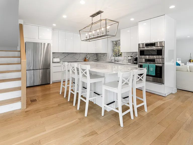 212 Sebonac Rd — Photo 8
