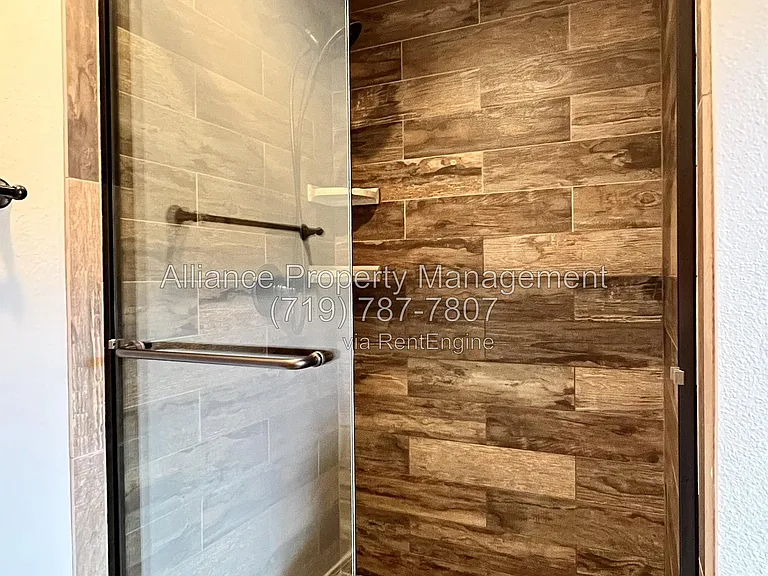 6318 Galway Dr — Photo 21