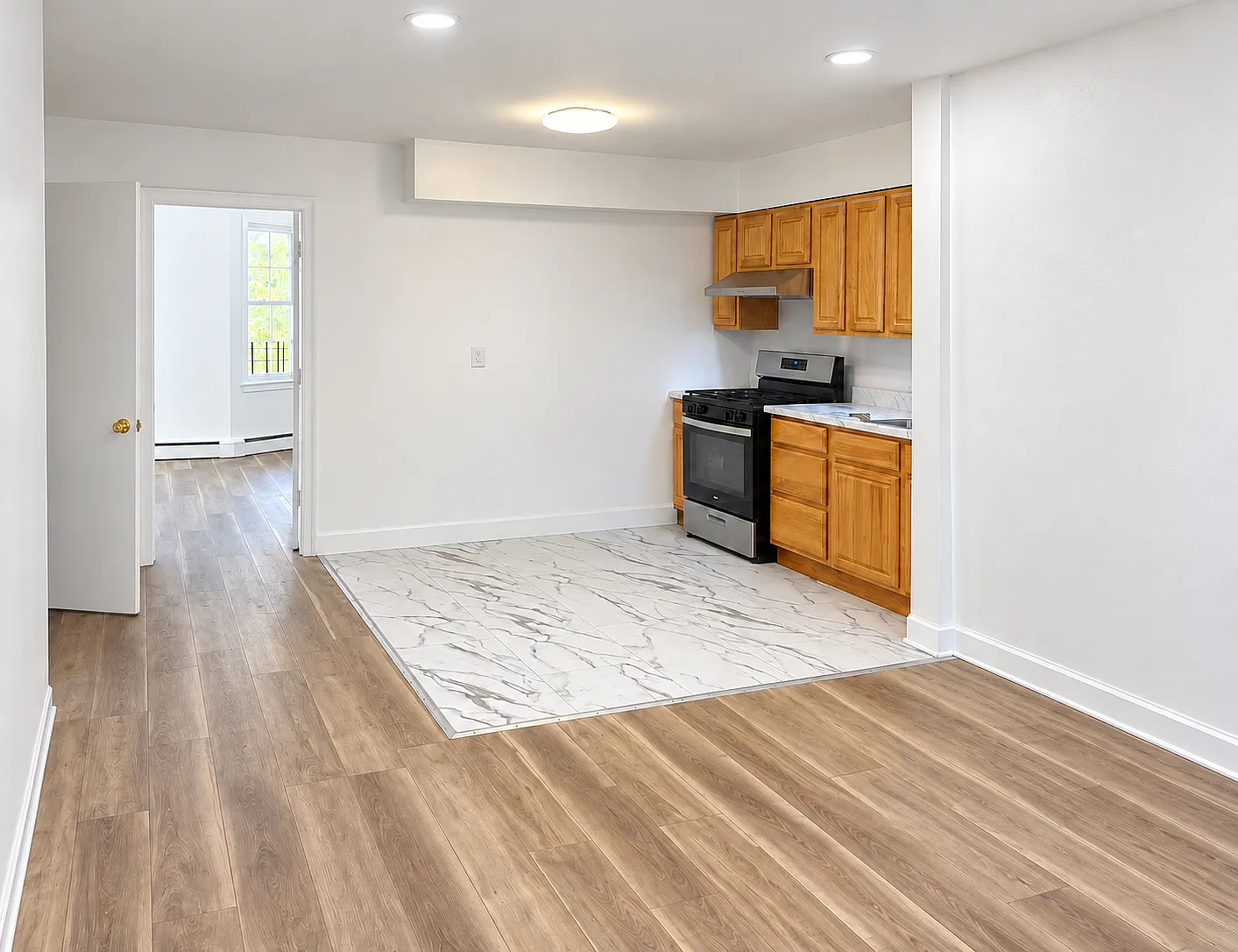 3 bed, 950 sqft, $3,753 — Photo 4