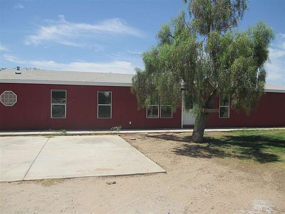 2nd image of 2713 E County Road 15 1/2 St #1/2