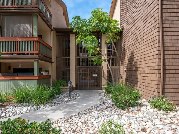 2514 E Willow St Unit 105, Signal Hill, CA 90755