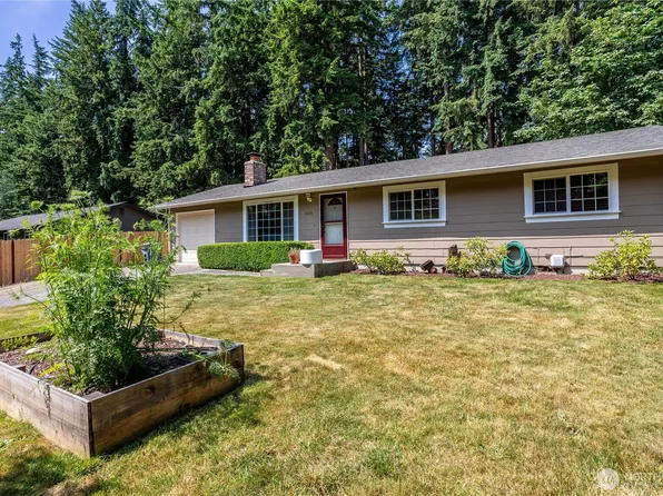 6110 189th Avenue Ct E, Lake Tapps, WA 98391