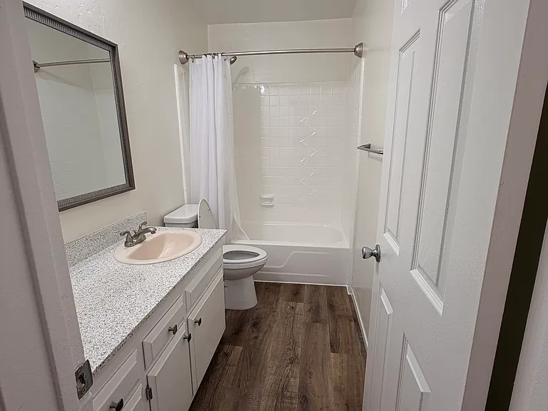 Ocean Hills Apartment Homes — Photo 17