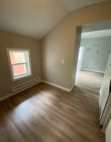 17 Shade St #A — Photo 3