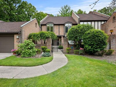 5117 Woodview Ct, Dearborn, MI, 48126