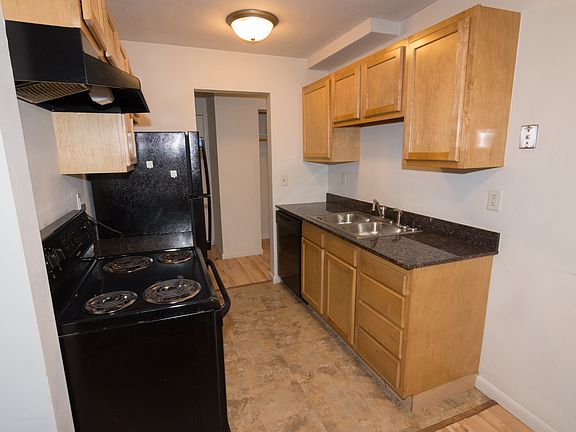 2nd image of 2731 Pillsbury Ave S #1B-1Ba