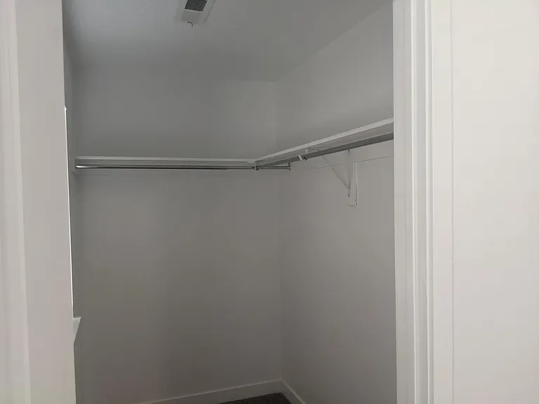 504 S Pegasus Way — Photo 28