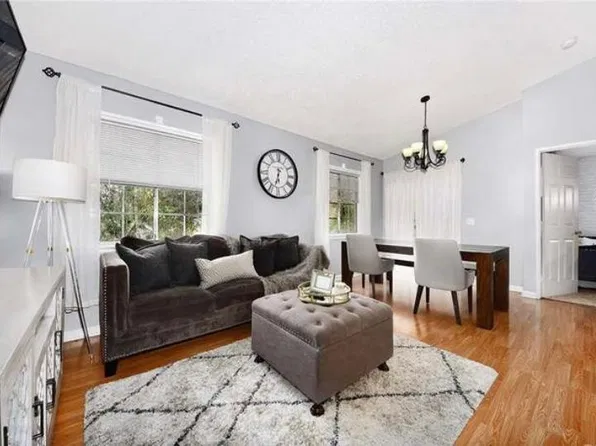 8463 De Soto Ave Unit 29, Canoga Park, CA 91304