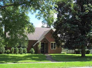 110 Adrian St, Tecumseh, MI 49286