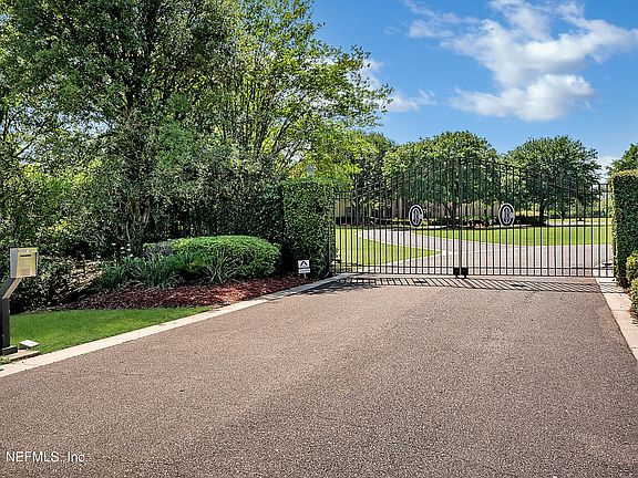 3rd image of 9433 Coxwell Estates Ct