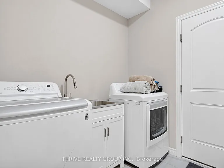 1011 Riverbend Rd — Photo 15