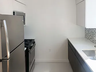 Rented by Kahen Properties