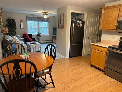 6 McIntyre Rd APT 3, North Oxford, MA, 01537