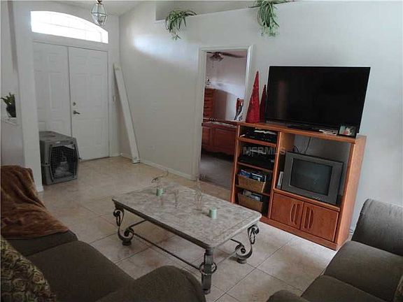 4th image of 1009 Dampierre Ct